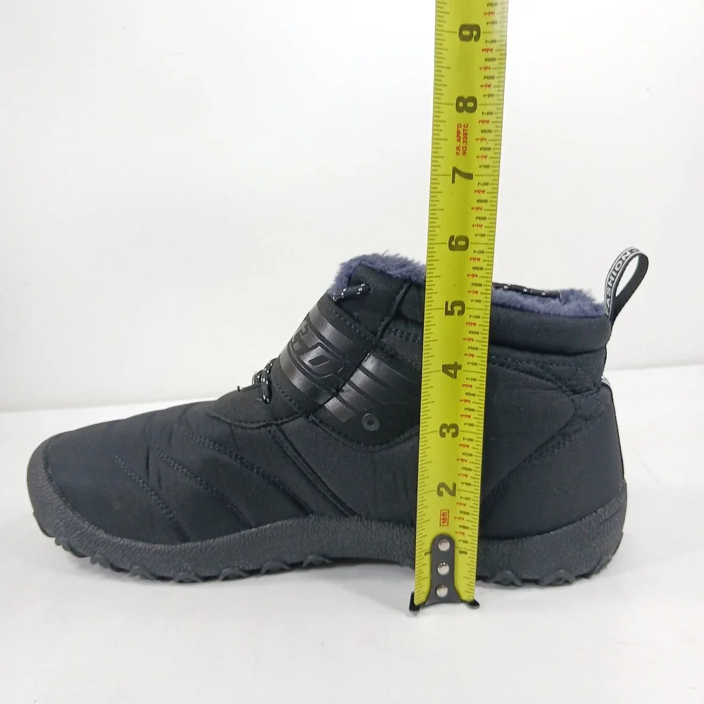 Sport Mens Black Faux Fur Lined Winter Snow Boots Quilted Bungee Strap Size 43